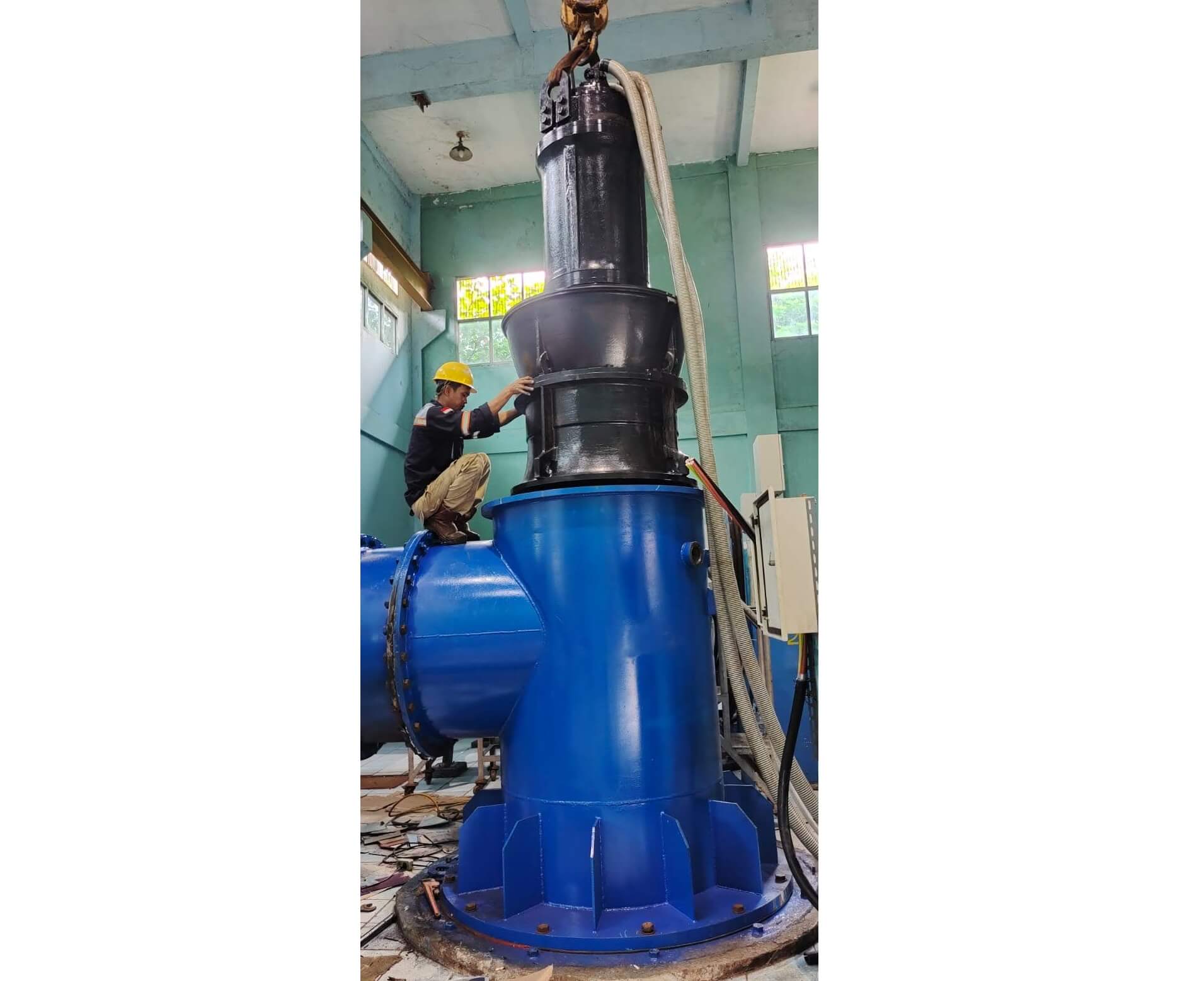 FLOOD CONTROL PUMP CAPACITY 2000 LPS